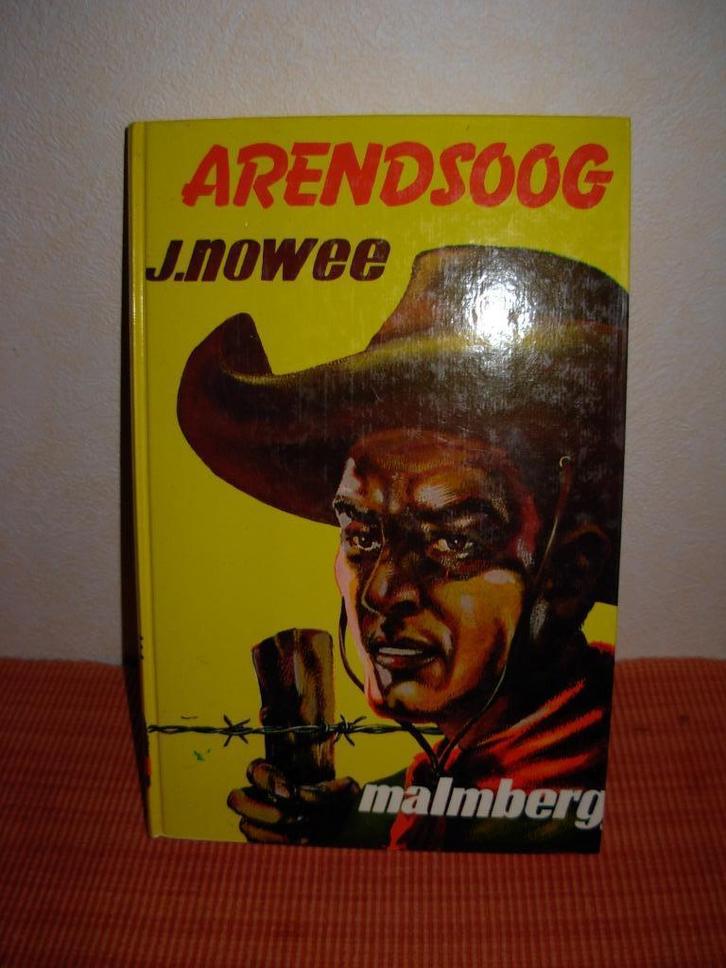 11 ARENDSOOG boeken  No. 3 t/m 9 + no.41+ Arendsoog extra, Boeken, Avontuur en Actie, Gelezen, Ophalen of Verzenden