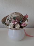 Poppen hoedje, Verzamelen, Poppen, Ophalen of Verzenden, Accessoires