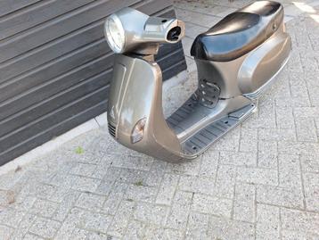 Compleet kappenset scooter agm vx50 beschikbaar voor biedingen