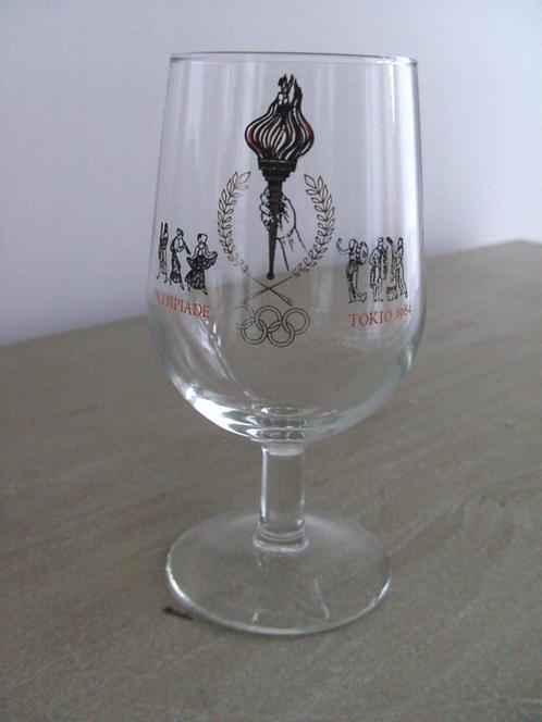 Bierglas Olympische Spelen Tokio 1964, Verzamelen, Glas en Borrelglaasjes, Zo goed als nieuw, Bierglas, Ophalen of Verzenden