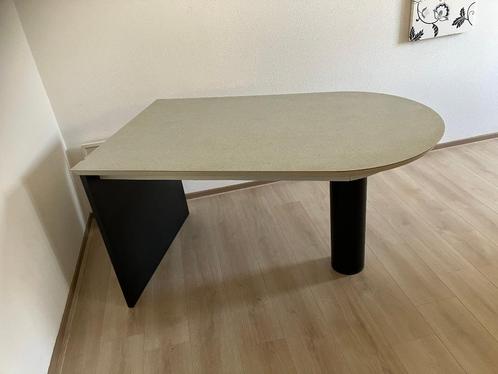 Eetkamertafel met uitschuifbaar deel, Huis en Inrichting, Tafels | Eettafels, Gebruikt, 50 tot 100 cm, 150 tot 200 cm, Vijf personen of meer