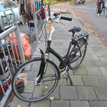 Damesfiets batavus mambo 7 beschikbaar voor biedingen