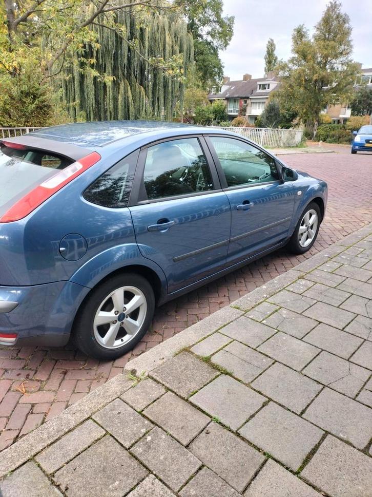 Ford Focus 1.6 74KW 5D 2006 Blauw, Auto's, Ford, Particulier, Focus, Benzine, B, Hatchback, Handgeschakeld, Origineel Nederlands