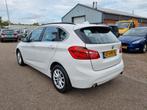 BMW 2-serie Active Tourer 220i Essential Navi! Bj:2015 NAP!, Auto's, BMW, Voorwielaandrijving, 1998 cc, 730 kg, Euro 6