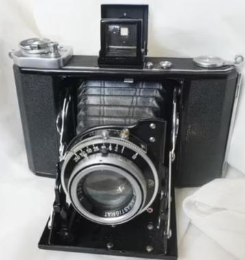 Zeiss Ikon met Novar-Anastigmat 1:4,5 f=110 mm beschikbaar voor biedingen