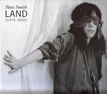 2CD: Patti Smith – Land (1975-2002) (ZGAN)  beschikbaar voor biedingen