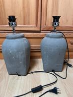 Twee betonnen tafellampen, Huis en Inrichting, Ophalen, Zo goed als nieuw, Minder dan 50 cm