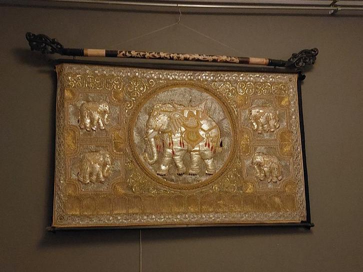 Handgemaakt Wandkleedschilderij uit Bali, Antiek en Kunst, Antiek | Kleden en Textiel, Ophalen of Verzenden