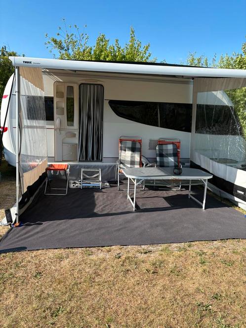 Hobby premium 495ul, Caravans en Kamperen, Caravans, Particulier, tot en met 4, Hobby, 2 aparte bedden, 6 tot 7 meter, Disselslot