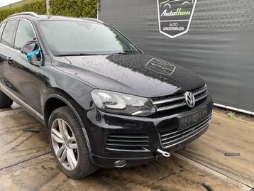 Bumper Voor Volkswagen Touareg (7PA/PH) 2012 7P6807221CGRU beschikbaar voor biedingen