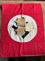 Mooie originele swastika vlag dubbelzijdig 1939-1945., Verzamelen, Militaria | Tweede Wereldoorlog, Nederland, Boek of Tijdschrift