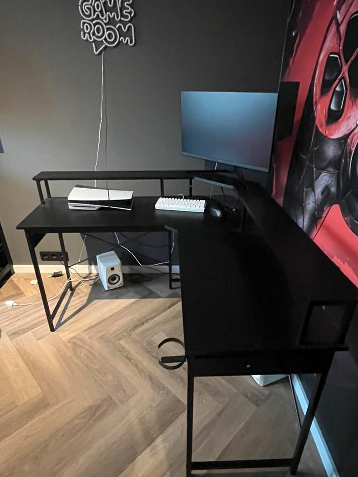 Gaming bureau 130x78x48 cm, Huis en Inrichting, Bureaus, Zo goed als nieuw, Bureau, Ophalen