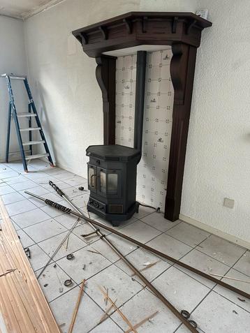 Gaskachel in goede staat - inclusief afvoerbuis beschikbaar voor biedingen