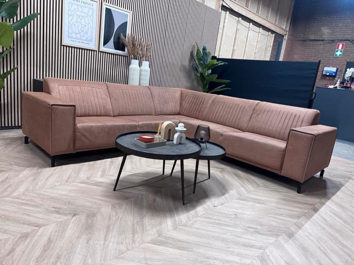 ZGAN Industriële Cognac Hoekbank - 270x270 - Links/Rechts, Huis en Inrichting, Banken | Bankstellen, Zo goed als nieuw, Hoekbank