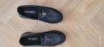 Prada schoenen, Ophalen of Verzenden, Zo goed als nieuw, Zwart, Sneakers of Gympen
