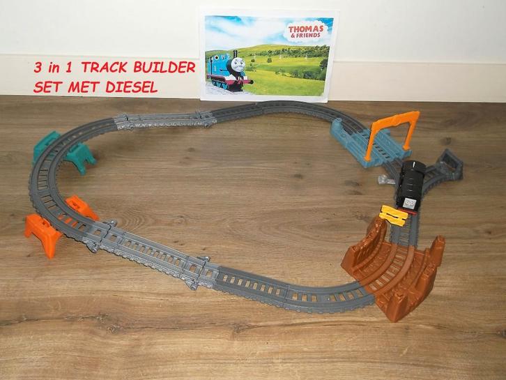 Trackmaster Thomas de Trein 3 in 1 Diesel Track Builder Set, Kinderen en Baby's, Speelgoed | Thomas de Trein, Zo goed als nieuw