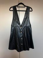 Zara leatherlook overgooier mt M, Kleding | Dames, Jurken, Maat 38/40 (M), Ophalen of Verzenden, Zo goed als nieuw, Zwart