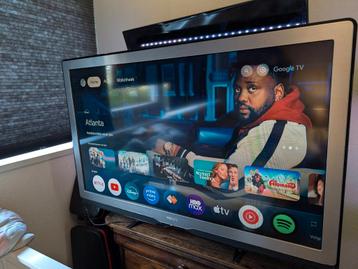 Phillips 52 inch Ambilight Full HD TV met afstandsbediening beschikbaar voor biedingen