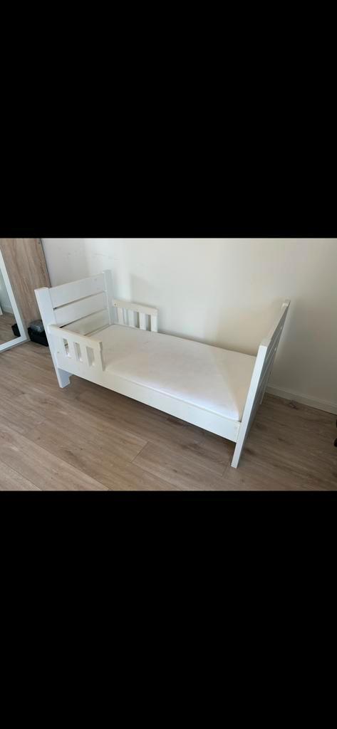 Peuter bed met opbergladen, Kinderen en Baby's, Kinderkamer | Bedden, Gebruikt, 140 tot 160 cm, 70 tot 85 cm, Ophalen