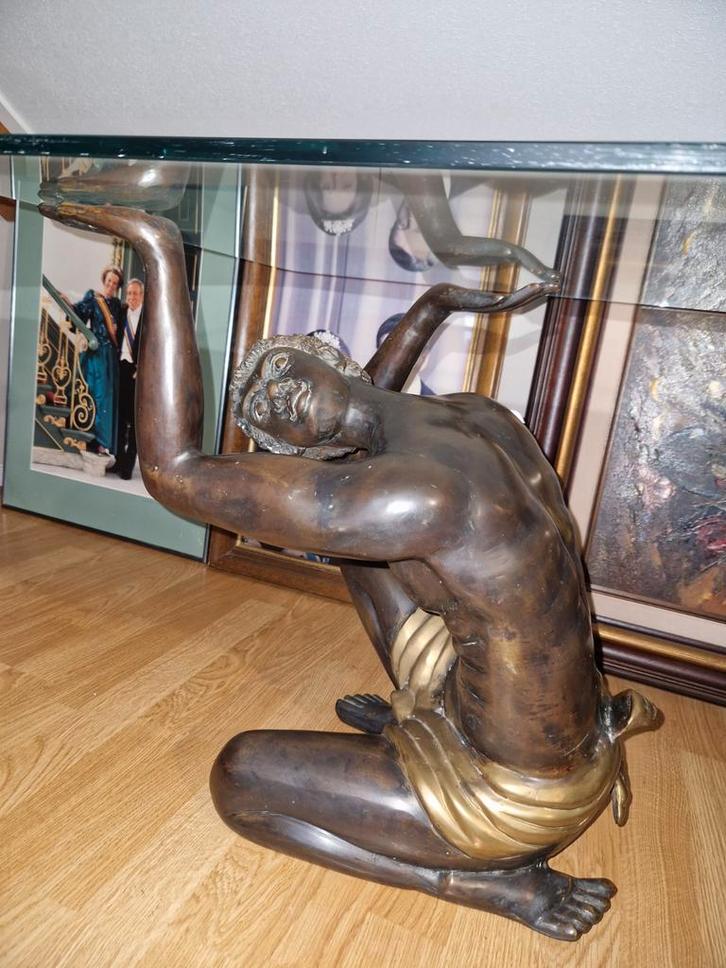 Salontafel Bronzen beelden met glazen blad, Antiek en Kunst, Curiosa en Brocante, Ophalen
