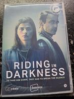 riding in darkness, Vanaf 9 jaar, Ophalen of Verzenden, Zo goed als nieuw, Drama