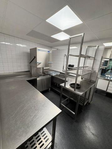Spoelkeuken - Compleet rvs werk (4 jaar oud) (excl machine) beschikbaar voor biedingen