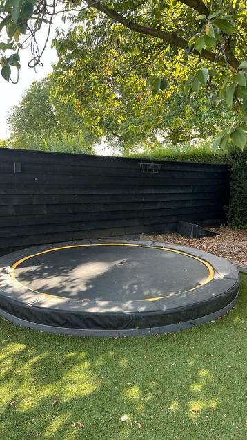 Ingraaf Trampoline 350cm Magic Circle Pro beschikbaar voor biedingen