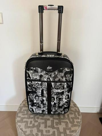 Handbagage koffer beschikbaar voor biedingen