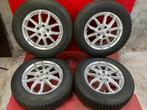 Winterbanden Toyota Yaris Cross 205/65R16, Gebruikt, 16 inch, ., Banden en Velgen