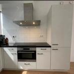Keuken in nieuwstaat, Ophalen, Zo goed als nieuw, Zwart, Composiet