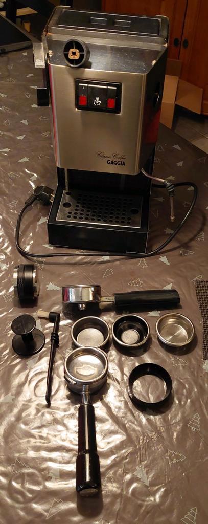 Gaggia Classic met toebehoren, Witgoed en Apparatuur, Koffiezetapparaten, Espresso apparaat, Ophalen