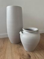 2 bloempotten (binnen of buiten), Rond, Zo goed als nieuw, Aardewerk, Tuin