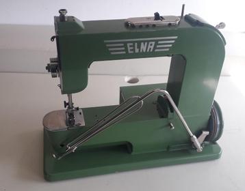 ELNA  Grasshopper - Naaimachine - In Koffer beschikbaar voor biedingen