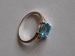 Zilveren ring (925) met blauwe topaas, 18 tot 19, Verzenden, Zo goed als nieuw, Met edelsteen