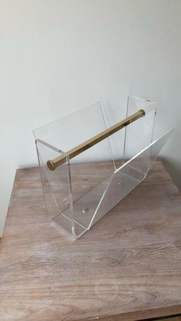 Design lectuur bak, tijdschriften bak David Lange plexiglas beschikbaar voor biedingen