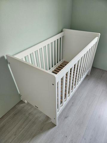 Bopita ledikant incl matras en commode  beschikbaar voor biedingen