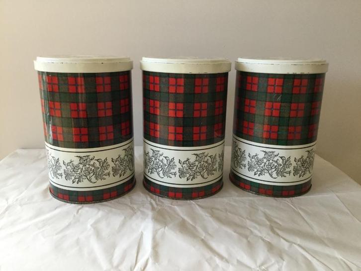Set - 3 Tomado blikken - Schots Tartan & bloemmotief '60/70., Verzamelen, Retro, Huis en Inrichting, Ophalen of Verzenden
