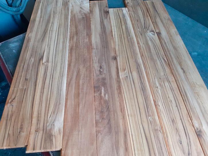 Partij Teak wandbekleding 14x140mm - 56.65m2 - € 1250 alles, Tuin en Terras, Palen, Balken en Planken, Planken, Minder dan 180 cm