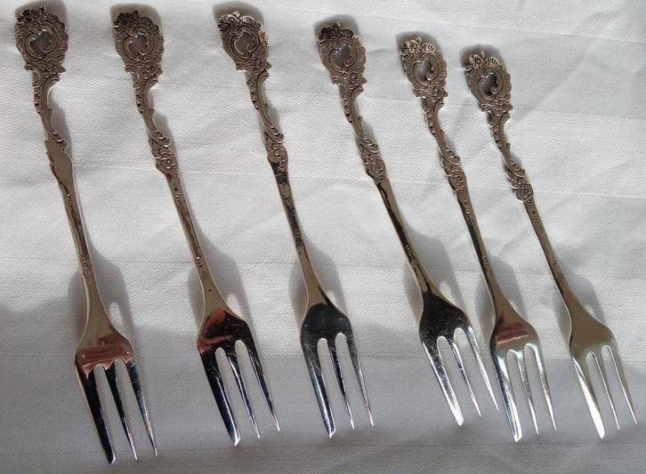 6 Massief  800 zilver taartvorken Duitsland Rococo, Antiek en Kunst, Antiek | Goud en Zilver, Zilver, Ophalen of Verzenden