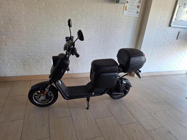 Elektrische snorscooter GTS eTRONIC 25 Km., Fietsen en Brommers, Snorfietsen en Snorscooters, Zo goed als nieuw, Overige merken