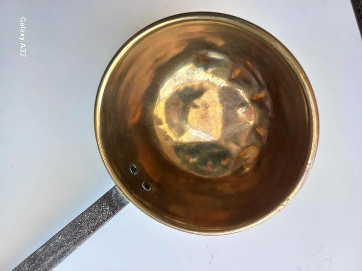 oude koperen pollepel met ijzeren steel, Antiek en Kunst, Antiek | Koper en Brons, Koper, Ophalen of Verzenden