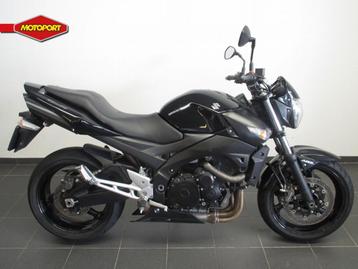 Suzuki GSR 600 ABS (bj 2009) beschikbaar voor biedingen