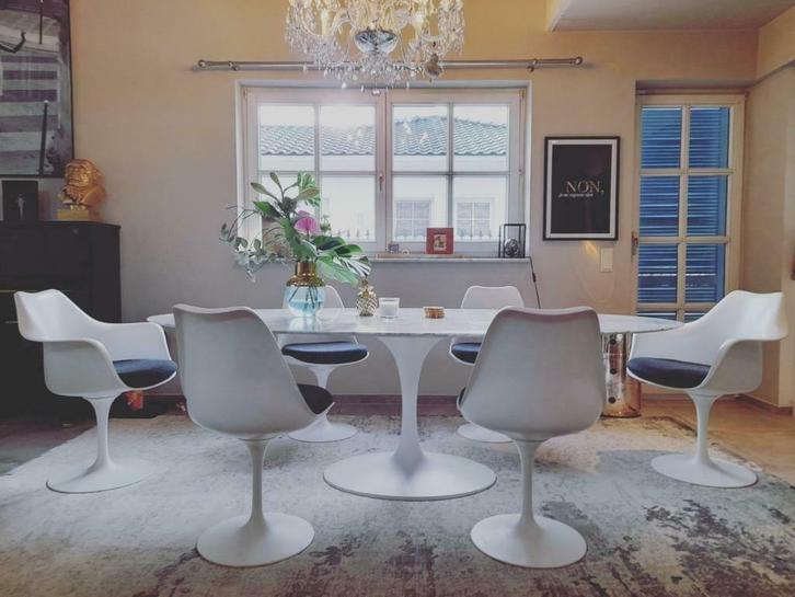 244 x 137 tot 90 x 180 laminated tulipe tafels eero saarinen, Huis en Inrichting, Lampen | Hanglampen, Nieuw, 75 cm of meer, Hout