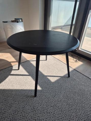 Salontafel  beschikbaar voor biedingen