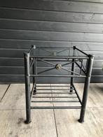 tafel/bijzettafel, Huis en Inrichting, Tafels | Bijzettafels, Minder dan 55 cm, Gebruikt, Metaal of Aluminium, Vierkant