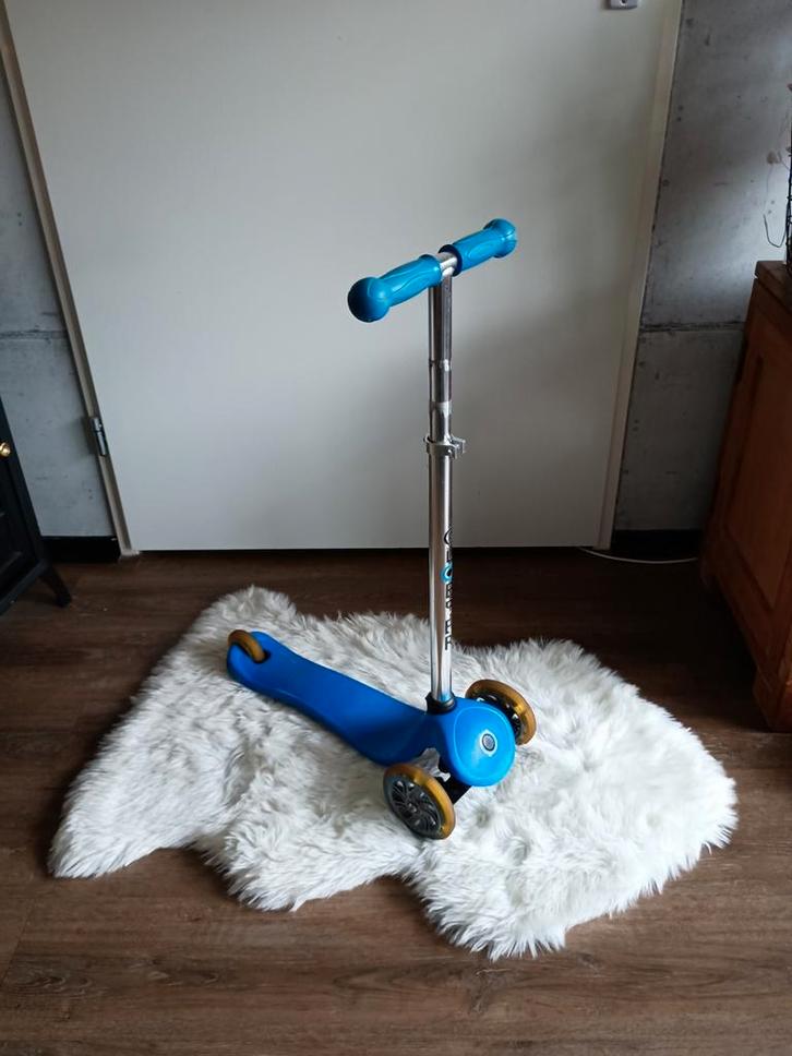 Globber Primo Plus Light Step Blauw - met licht! 3-10 jaar, Fietsen en Brommers, Steps, Gewone step, Ophalen of Verzenden