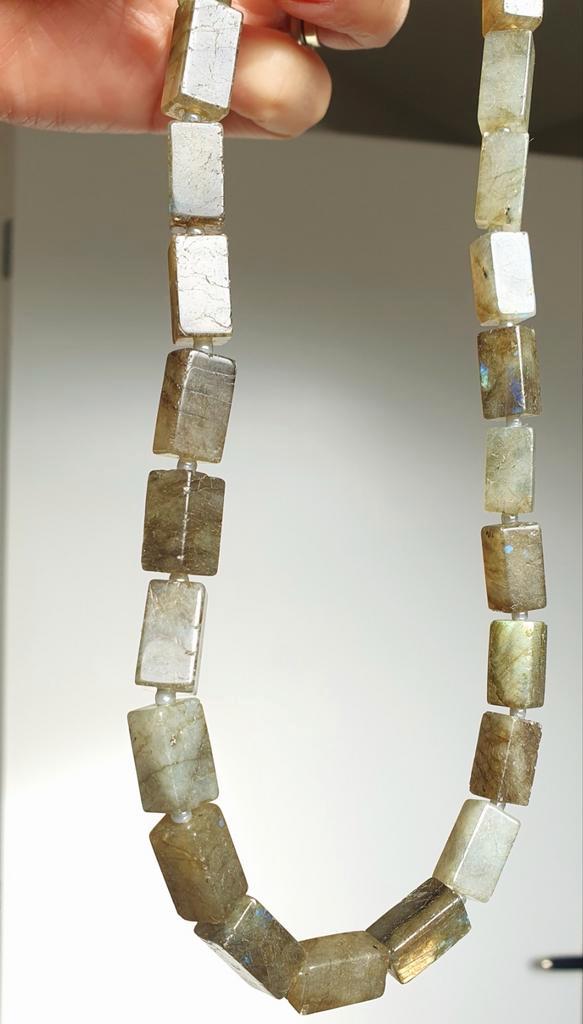 Unieke ketting, jade/prehniet, groene kleurschakering., Sieraden, Tassen en Uiterlijk, Kettingen, Zo goed als nieuw, Steen of Mineraal
