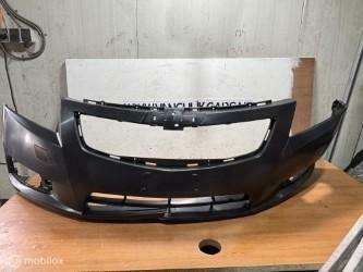 Voorbumper imitatie Chevrolet Cruze ('09-'14), Auto-onderdelen, Carrosserie en Plaatwerk, Bumper, Chevrolet, Voor, Gebruikt, Ophalen of Verzenden