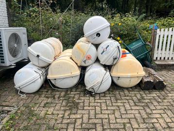Gebruikte reddingsvlotten - Diverse maten beschikbaar voor biedingen