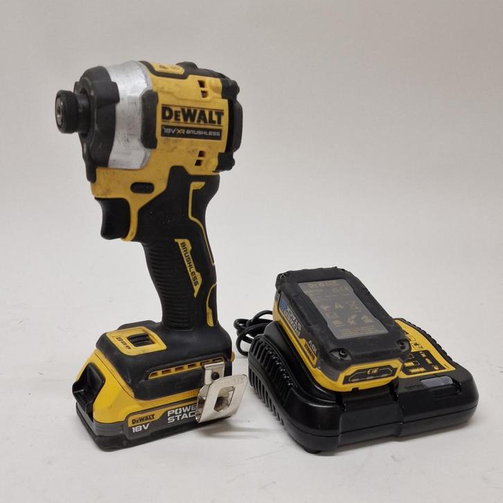 DeWALT DCF850 XR slagschroevendraaier Set | Inc Garan, Doe-het-zelf en Verbouw, Gereedschap | Boormachines, Zo goed als nieuw